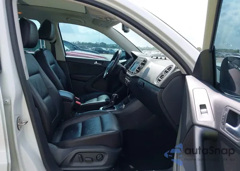 2017 Volkswagen Tiguan 2.0T Sport from USA, damaged, VIN WVGTV7AX7HW511213